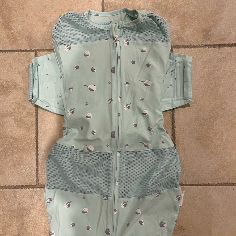 Happiest Baby sleep sack for SNOO - size medium - teal planets
